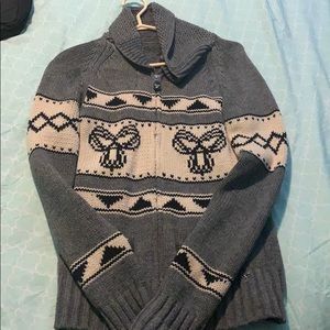 TNA 100% LAMBSWOOL SWEATER